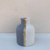 Cute Hand Made Mini Vase With Flower Bunch For Decoration, Sidetable Decoration Piece Gift Piece Ceramic Vase